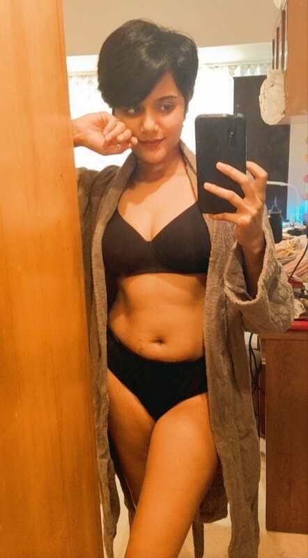 desi nude photos