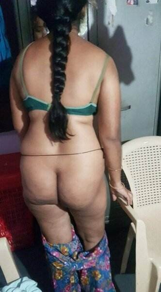 Sexy tamil bhabi nude capture nude women photos full album (2)
