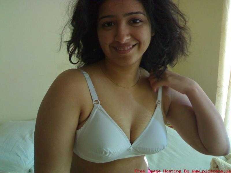 Super cute Tamil mallu girl nude porn pics all nude pics (2)