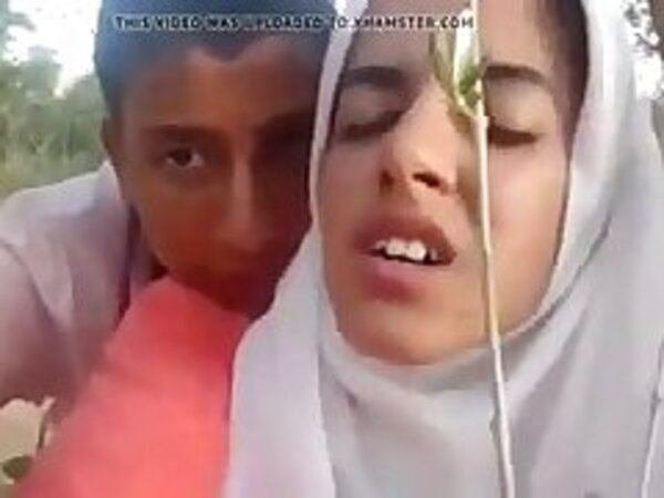 Paki hijabi 18 babe pakistan pron painful fucking bf outdoor mms