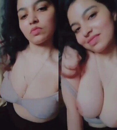 Extremely-cute-hottest-girl-new-indian-bf-showing-big-tits-mms-HD.jpg