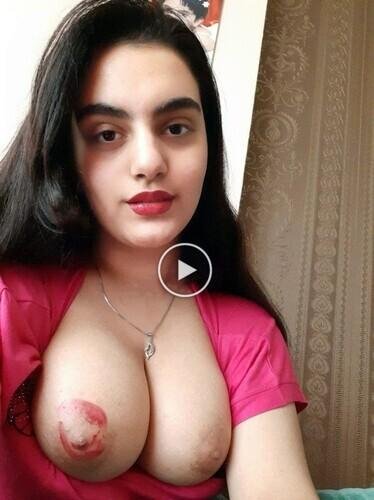 Super-hottest-cute-big-tits-girl-indian-poran-show-mms.jpg