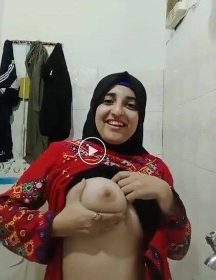 Super-beautiful-pak-hijabi-babe-pron-sites-in-pakistan-big-boobs.jpg