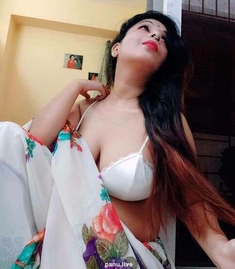 Beautiful-hot-girl-porn-indian-website-show-big-boob-mms.jpg