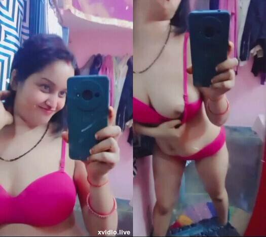 Super-hottest-xxx-with-bhabi-show-big-tits-viral-mms.jpg