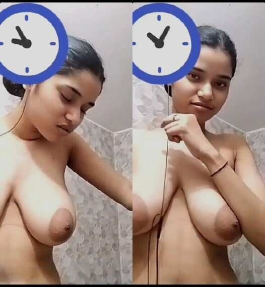 Hottest-big-boobs-horny-babe-big-boob-indian-fingering.jpg
