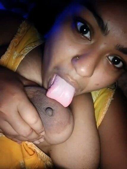 Desi-horny-desi-bhabhisex-video-sucking-big-boobs-mms.jpg