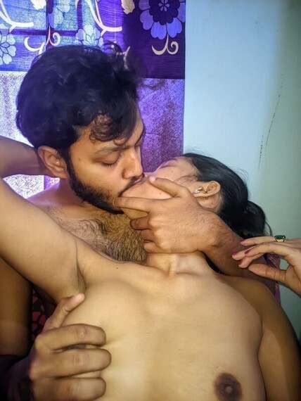 Beautiful-horny-Bengali-sexy-couple-indian-sex-camera-sex-HD.jpg
