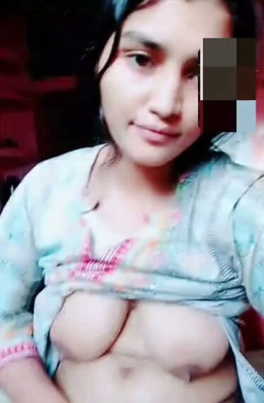 Pak-beautiful-village-muslim-babe-sexy-pak-nude-mms.jpg