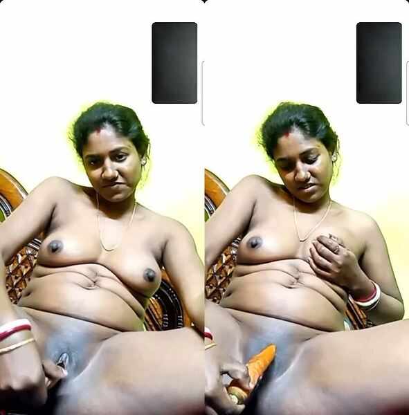Amateur village horny sexey bhabi fingering with carrot