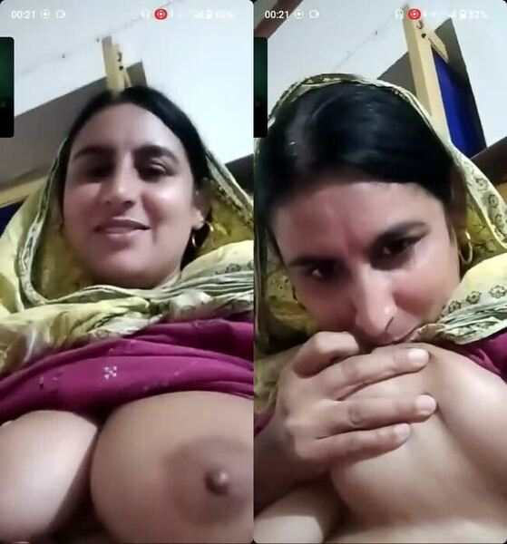 Pak sexy mature bbw bhabi www xnxx com pak suck own big tits